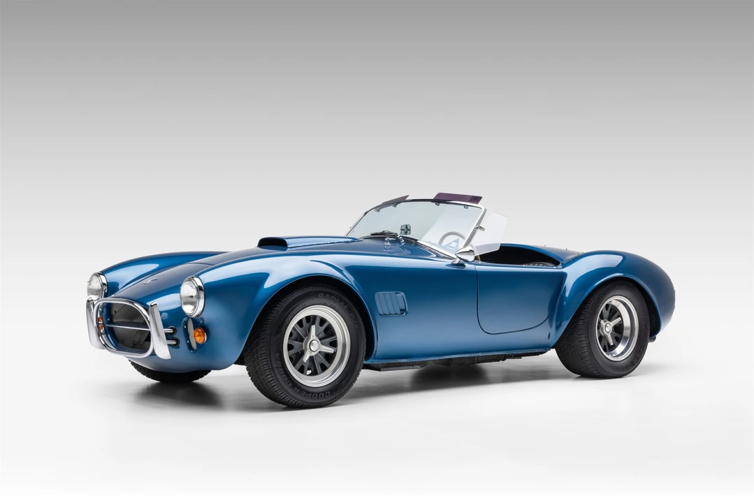 Shelby Cobra Replica - Image 2 of 31