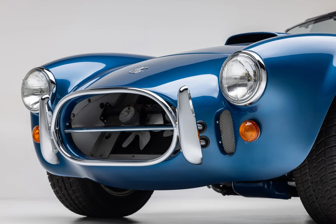 Shelby Cobra Replica - Image 19 of 31