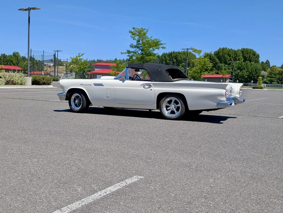 1957 Ford Thunderbird 1st Gen - Image 3 of 31