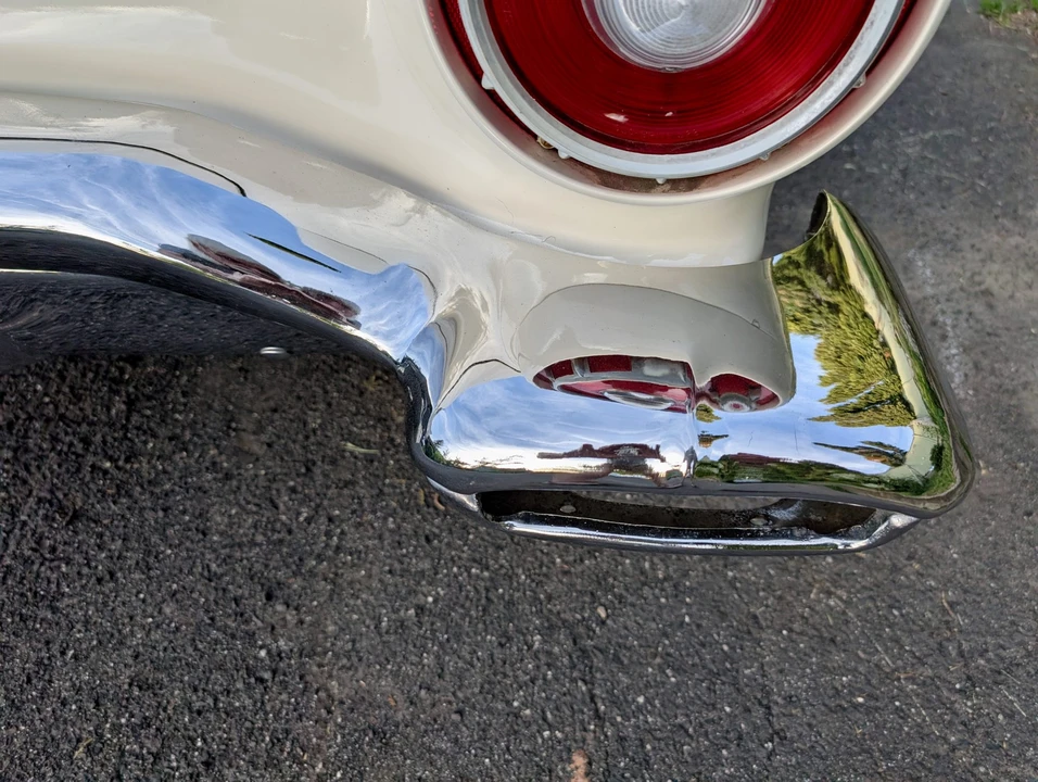 1957 Ford Thunderbird 1st Gen - Image 26 of 31