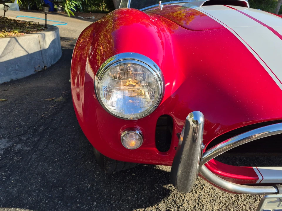 Shelby Cobra Replica - Image 16 of 31