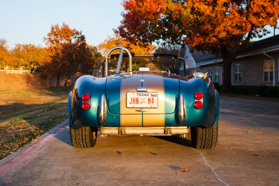 Shelby Cobra Replica - Image 3 of 31