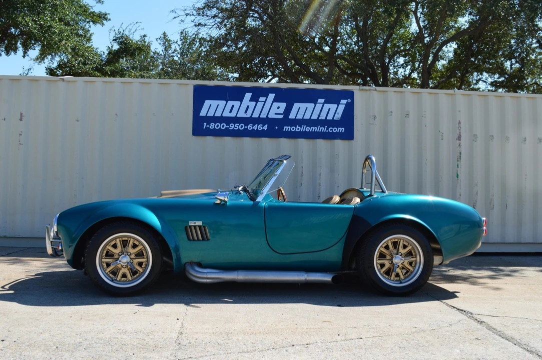 Shelby Cobra Replica - Image 15 of 31