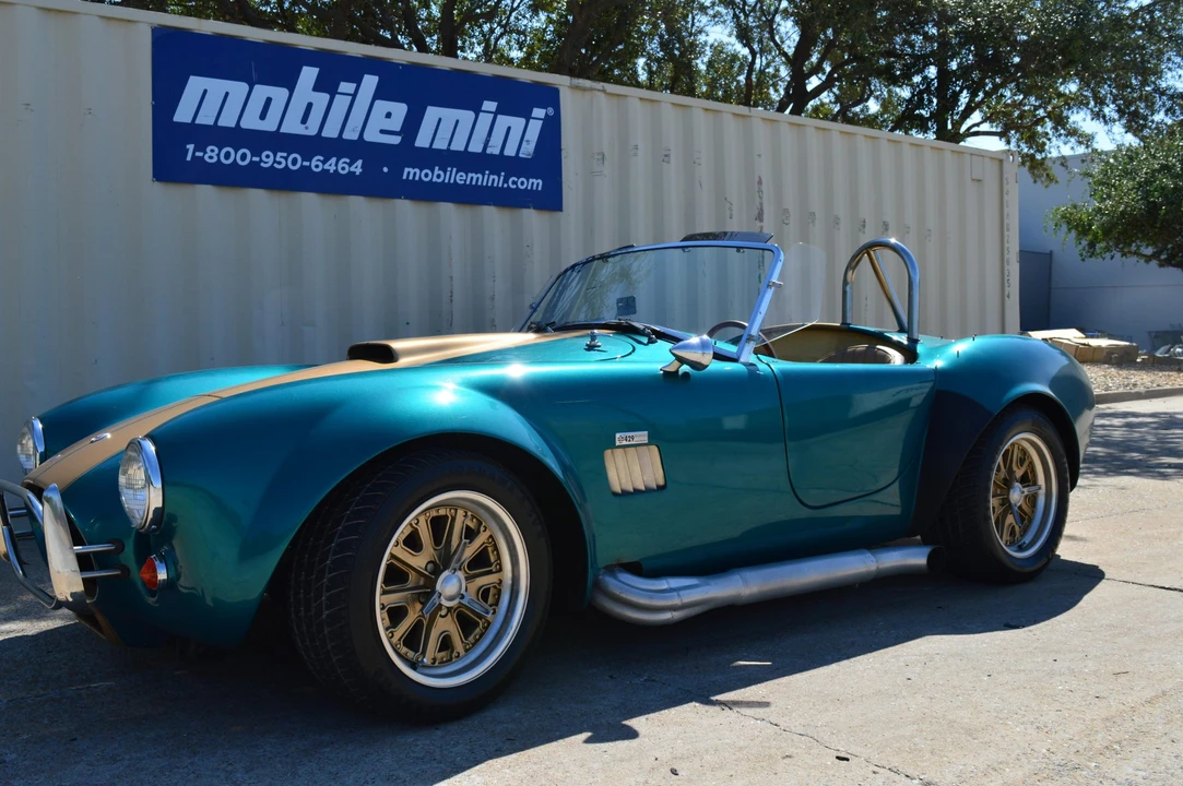 Shelby Cobra Replica - Image 13 of 31