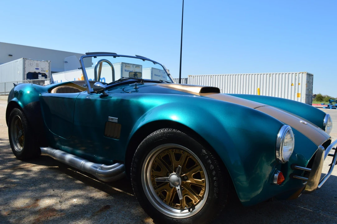 Shelby Cobra Replica - Image 27 of 31