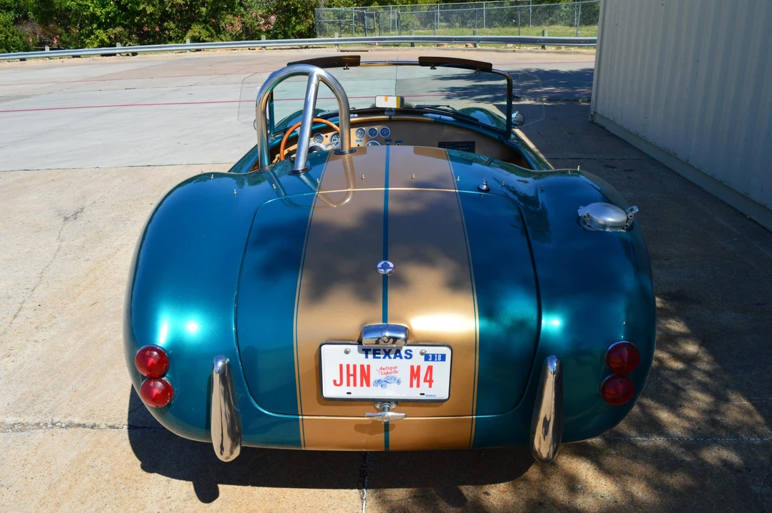 Shelby Cobra Replica - Image 19 of 31