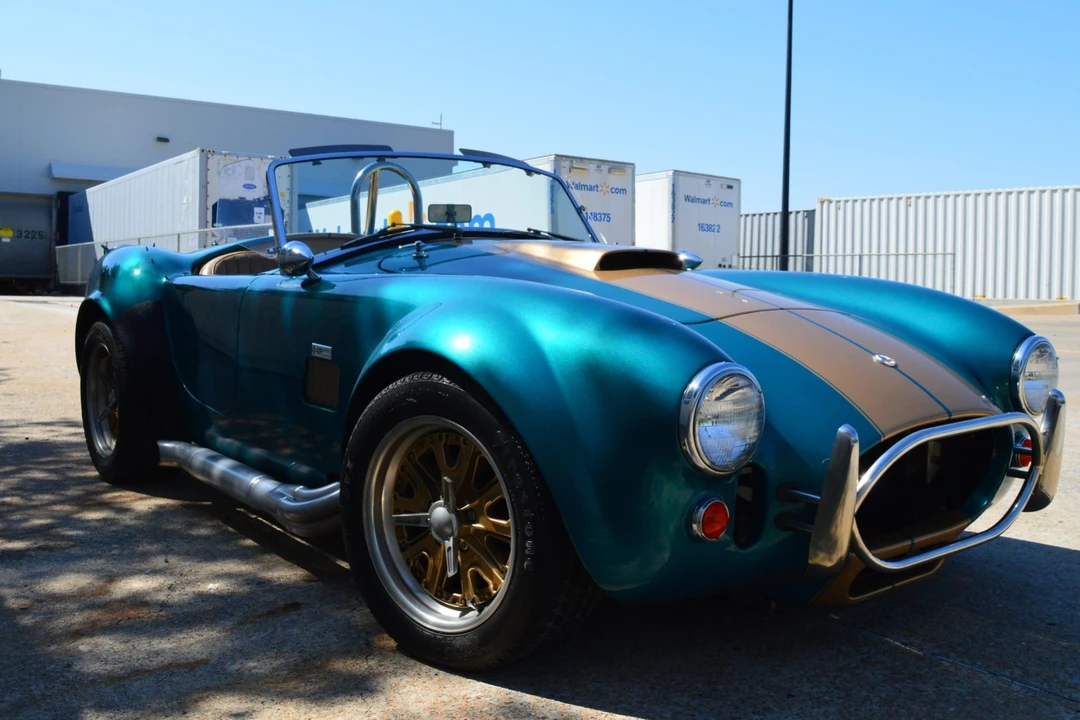 Shelby Cobra Replica - Image 28 of 31