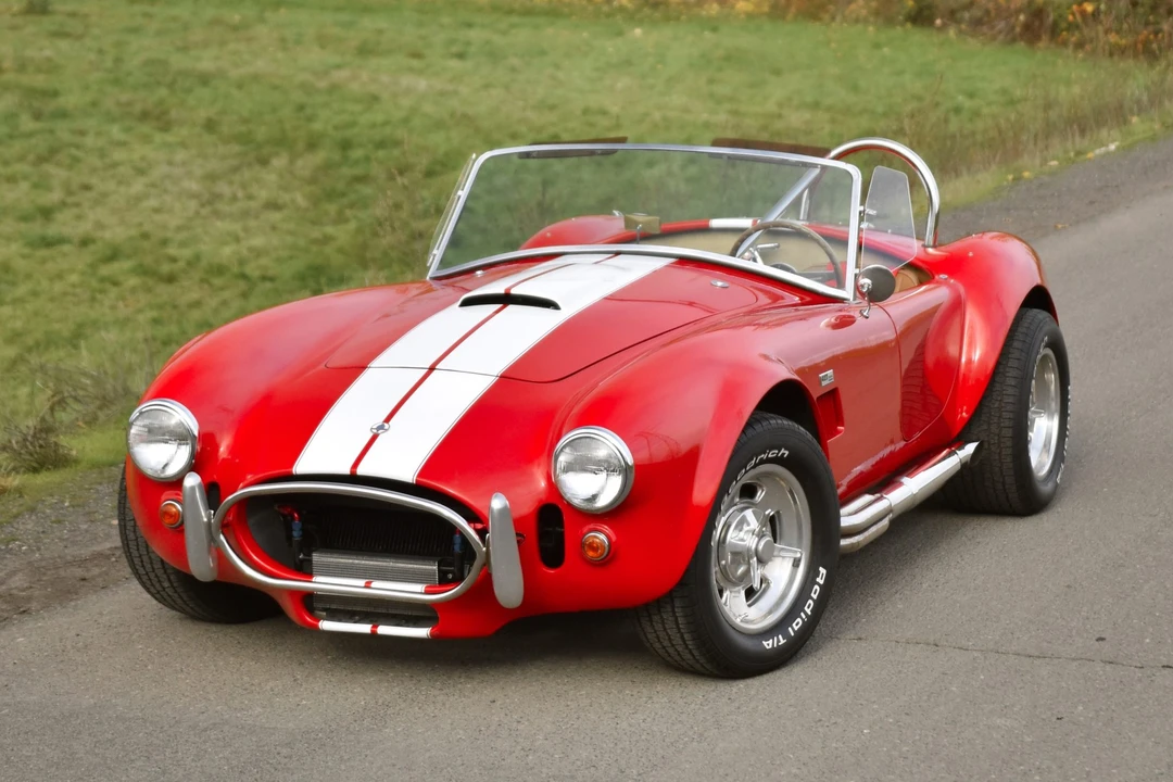 Shelby Cobra Replica - Image 2 of 31