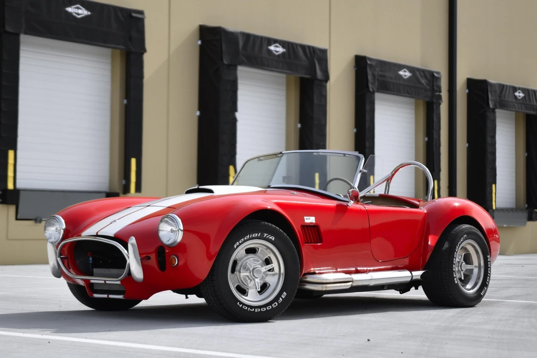 Shelby Cobra Replica - Image 5 of 31