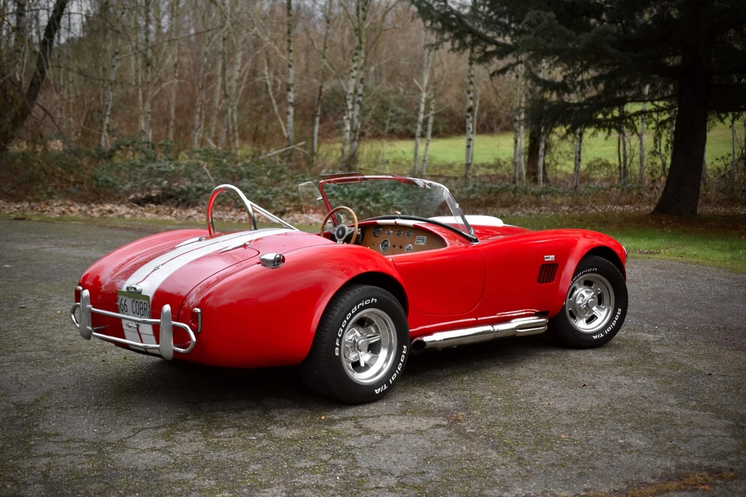 Shelby Cobra Replica - Image 17 of 31