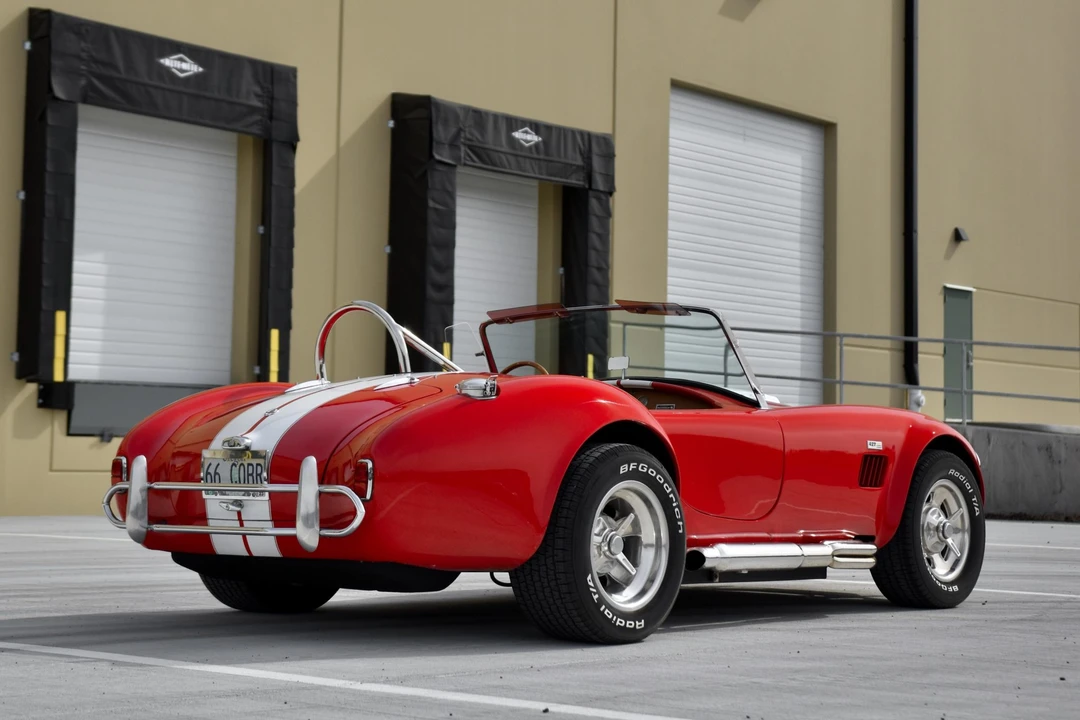 Shelby Cobra Replica - Image 30 of 31