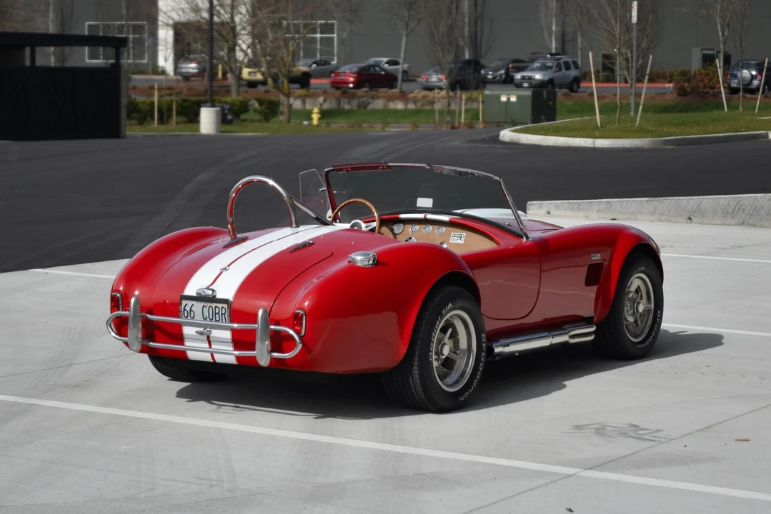 Shelby Cobra Replica - Image 22 of 31