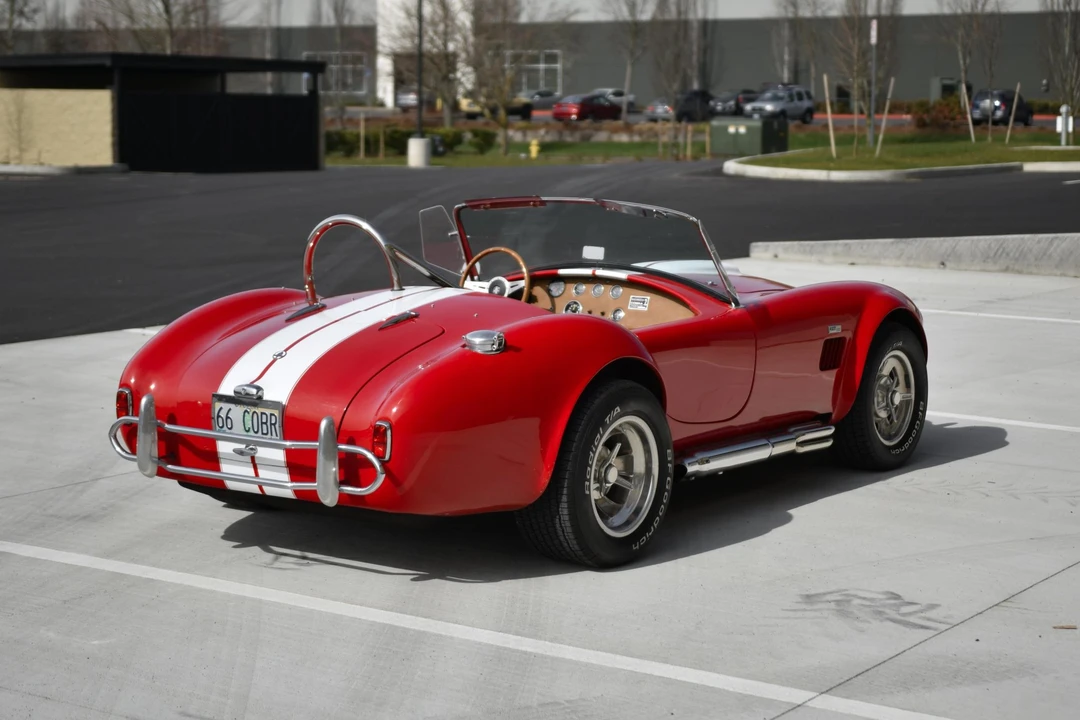 Shelby Cobra Replica - Image 26 of 31