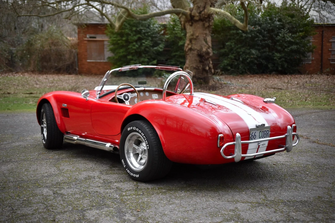 Shelby Cobra Replica - Image 13 of 31