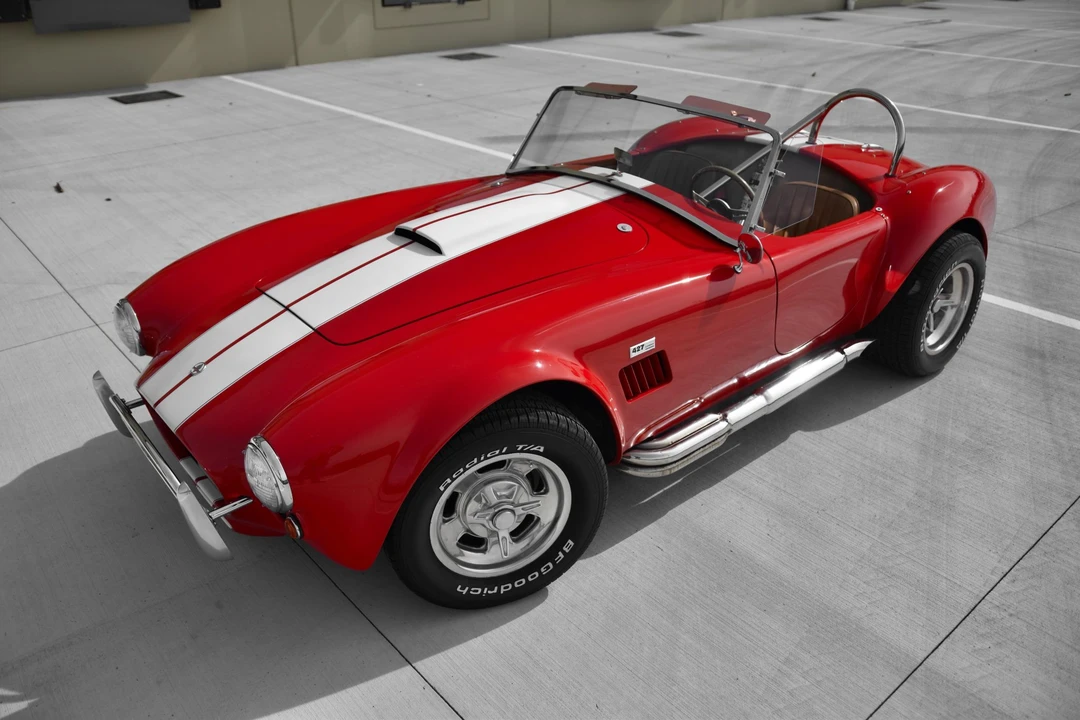 Shelby Cobra Replica - Image 7 of 31