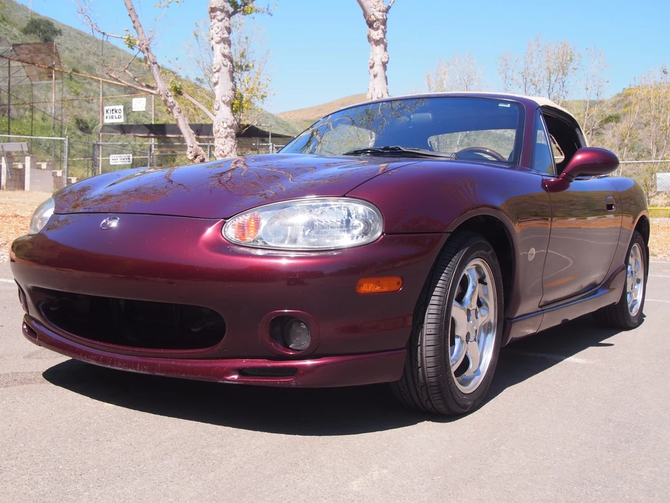 2000 Mazda NB MX-5 Miata - Image 2 of 31