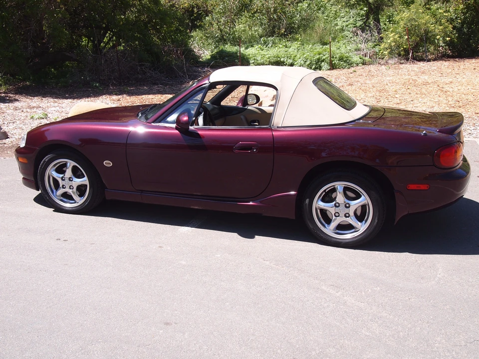 2000 Mazda NB MX-5 Miata - Image 10 of 31