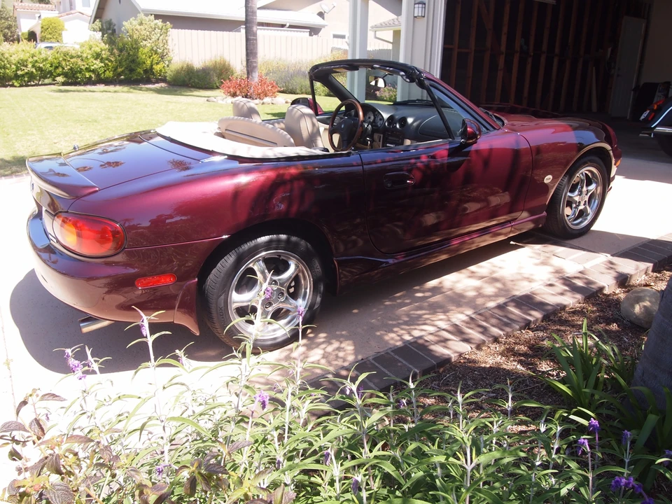 2000 Mazda NB MX-5 Miata - Image 24 of 31