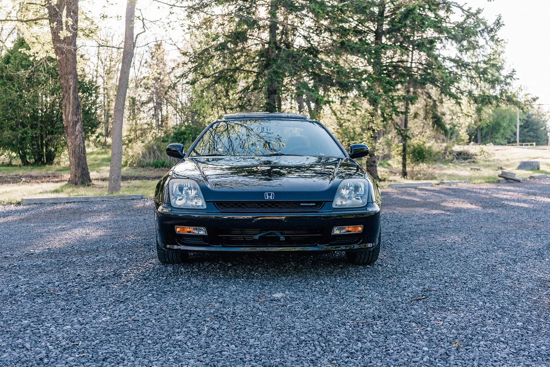 1999 Honda Prelude 5th Gen - Image 9 of 31