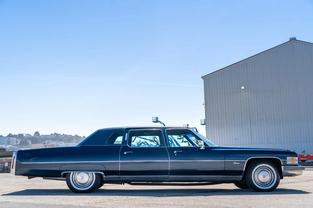 1974 Cadillac Series 70 & 75 - Image 4 of 31