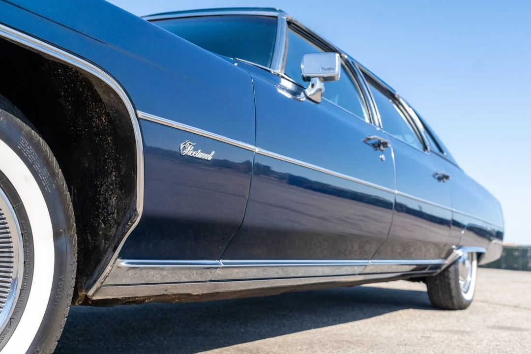 1974 Cadillac Series 70 & 75 - Image 25 of 31