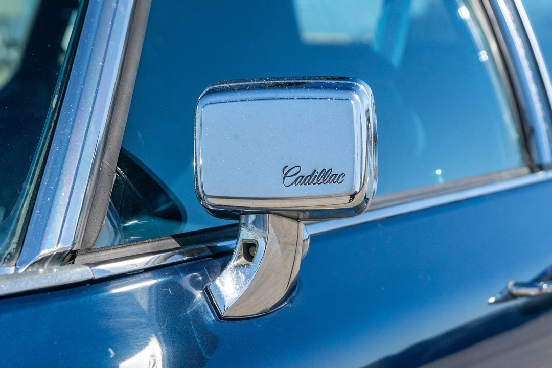 1974 Cadillac Series 70 & 75 - Image 27 of 31