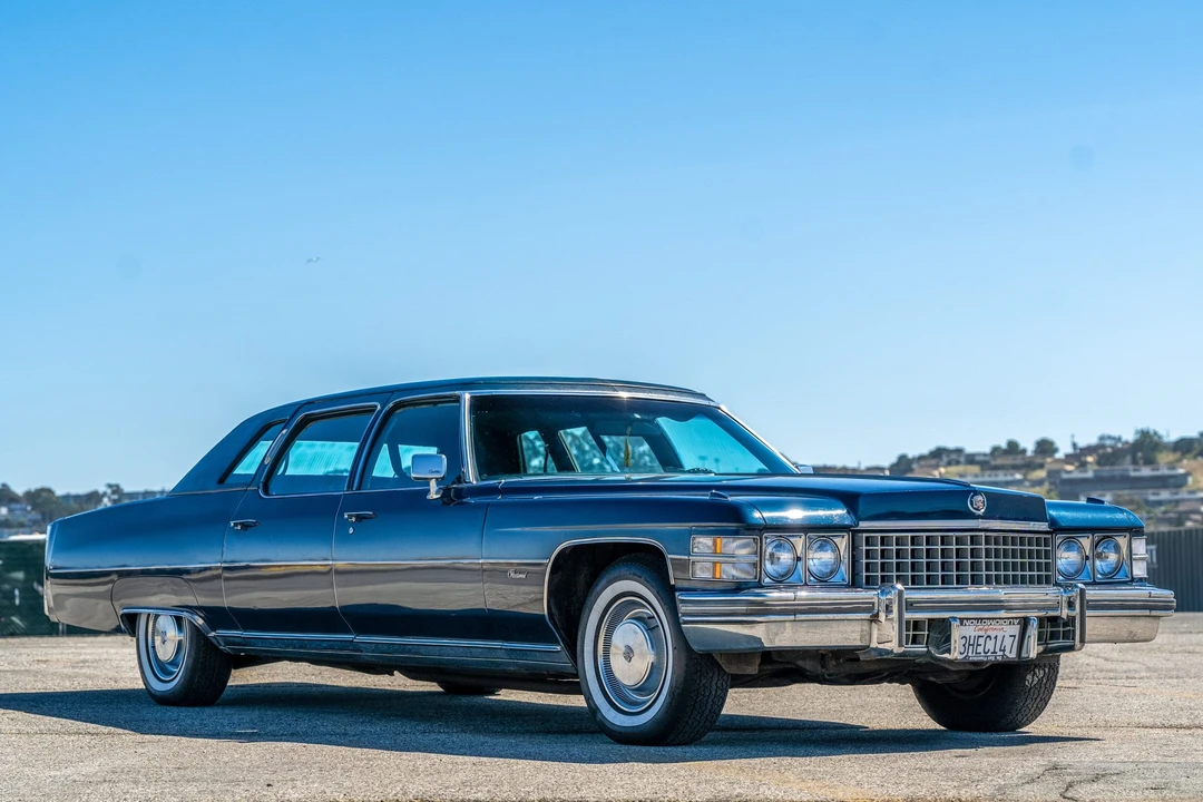 1974 Cadillac Series 70 & 75 - Image 3 of 31