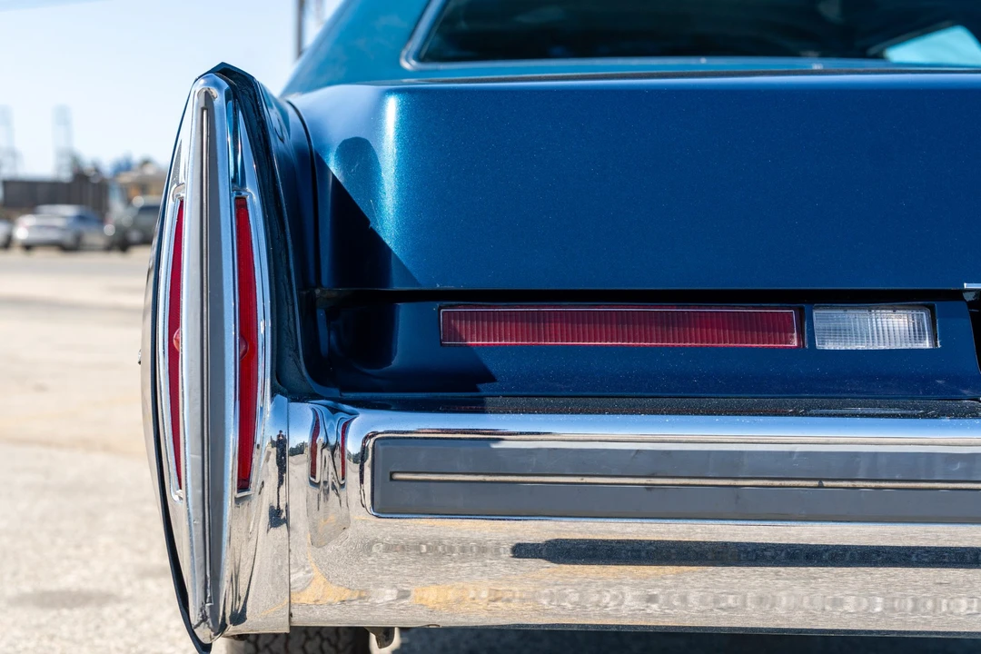 1974 Cadillac Series 70 & 75 - Image 21 of 31