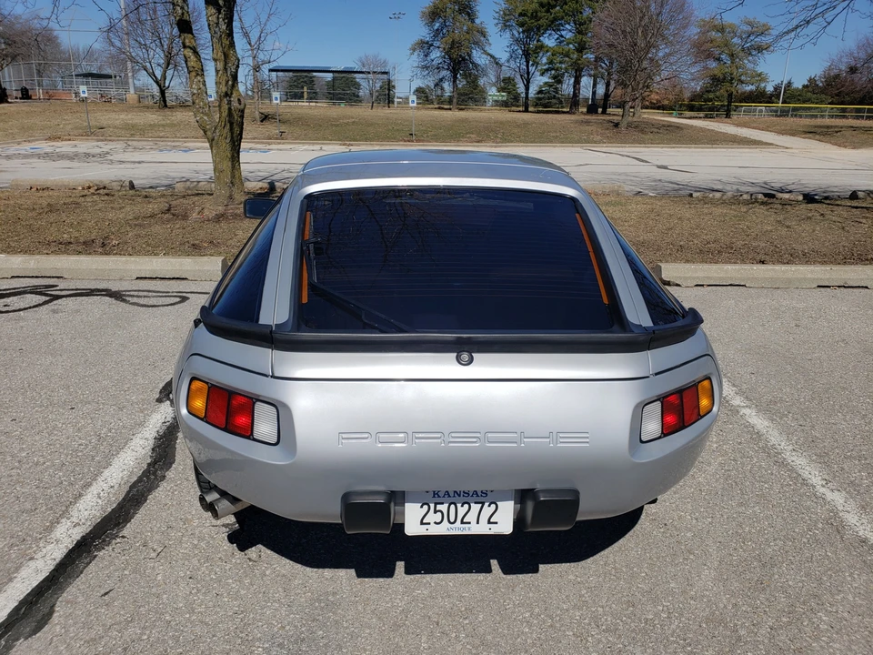 1978 Porsche 928 - Image 10 of 31