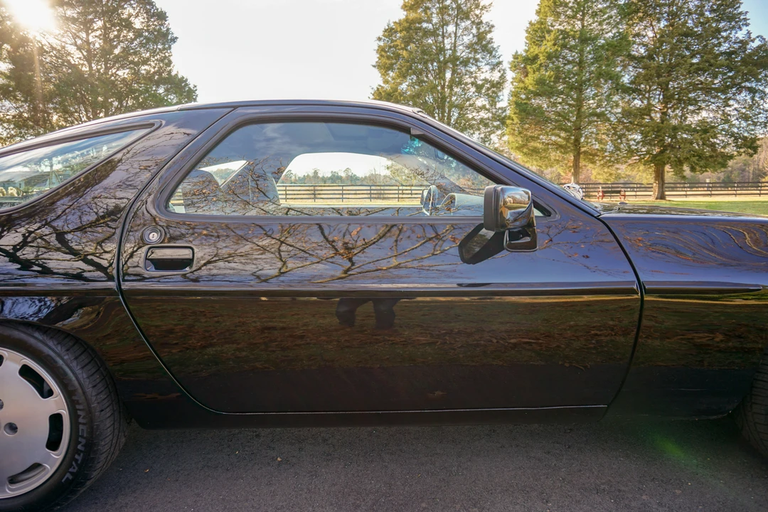 1985 Porsche 928 S - Image 29 of 31