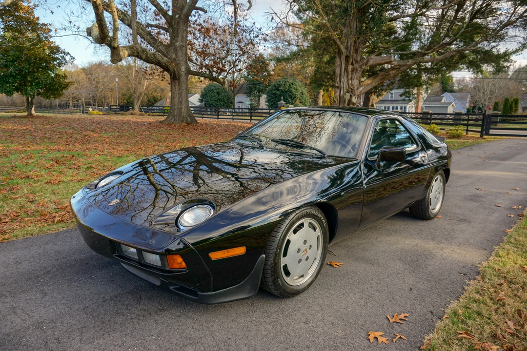 1985 Porsche 928 S - Image 13 of 31