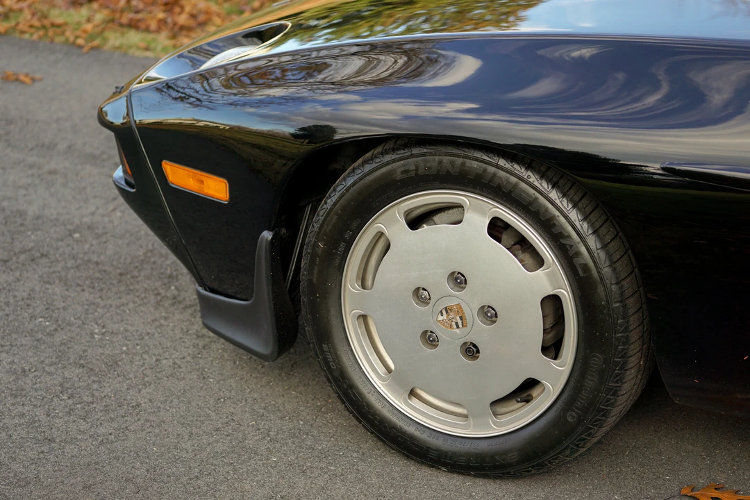 1985 Porsche 928 S - Image 26 of 31