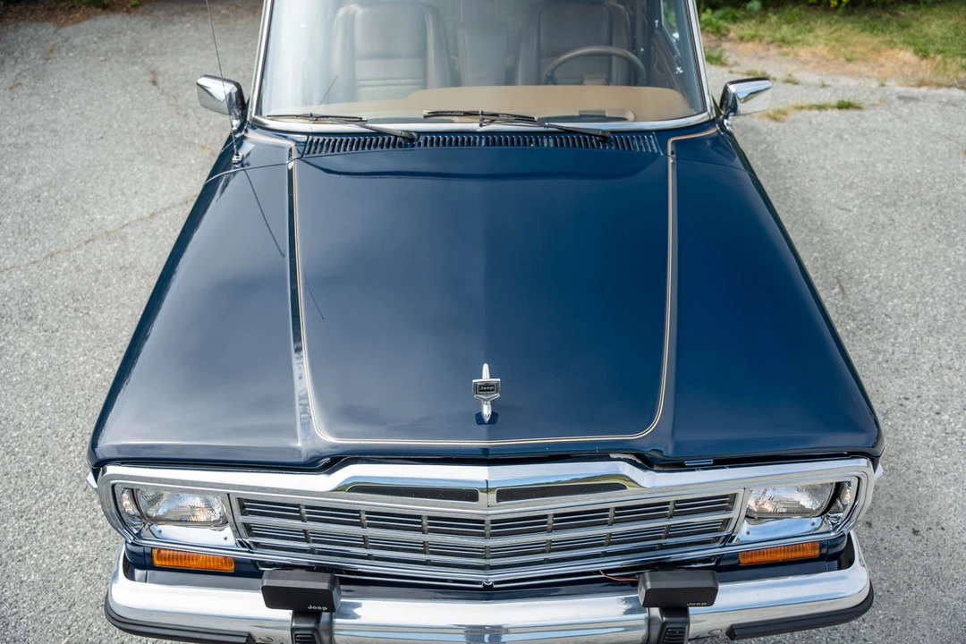 1986 Jeep SJ Grand Wagoneer - Image 21 of 31