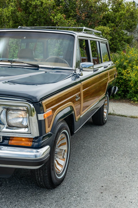 1986 Jeep SJ Grand Wagoneer - Image 28 of 31