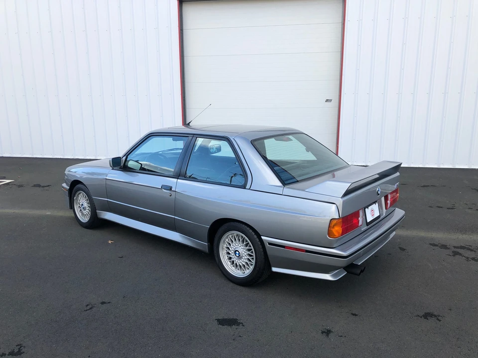 1988 BMW E30 M3 - Image 25 of 31