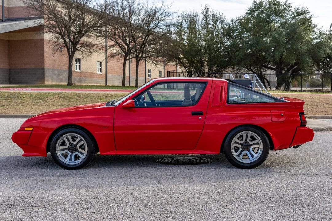 1988 Chrysler Conquest - Image 5 of 31