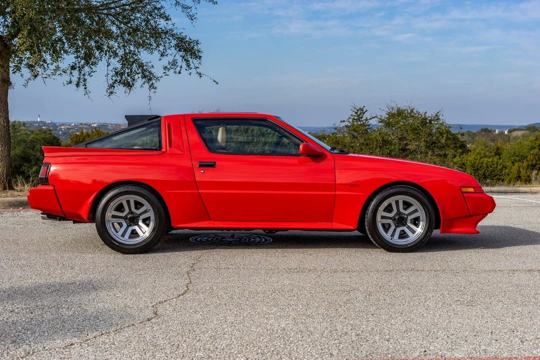 1988 Chrysler Conquest - Image 9 of 31