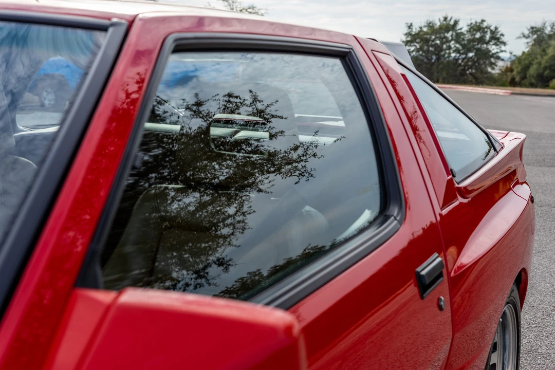 1988 Chrysler Conquest - Image 29 of 31