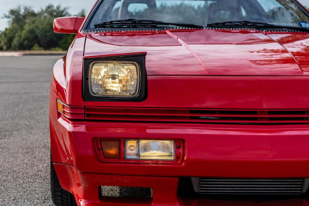 1988 Chrysler Conquest - Image 17 of 31