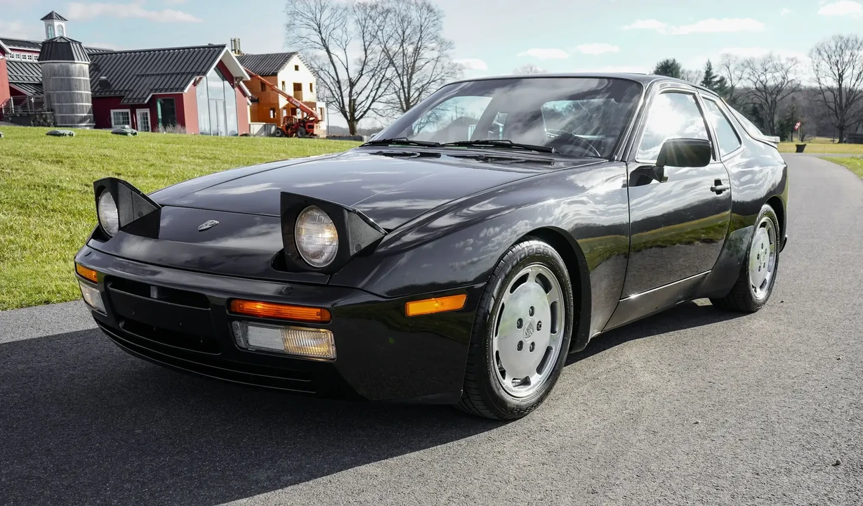 1988 Porsche 944 Turbo - Image 3 of 6