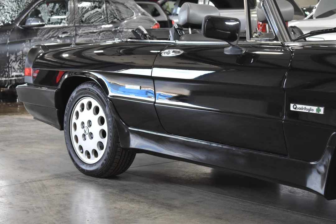 1989 Alfa Romeo Series 3 - Image 18 of 31