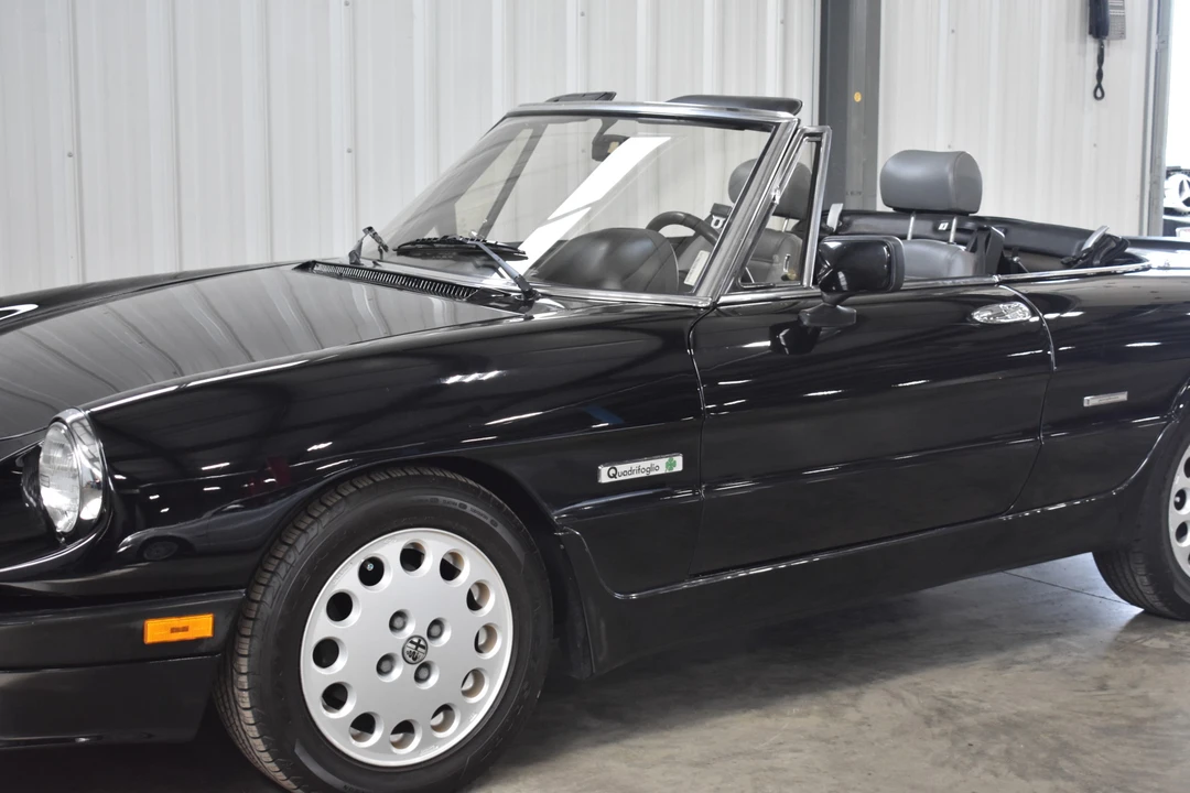1989 Alfa Romeo Series 3 - Image 24 of 31