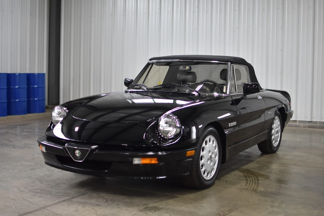 1989 Alfa Romeo Series 3 - Image 2 of 31