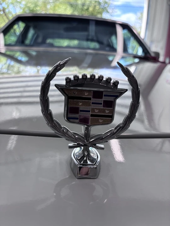 1989 Cadillac Brougham - Image 13 of 31
