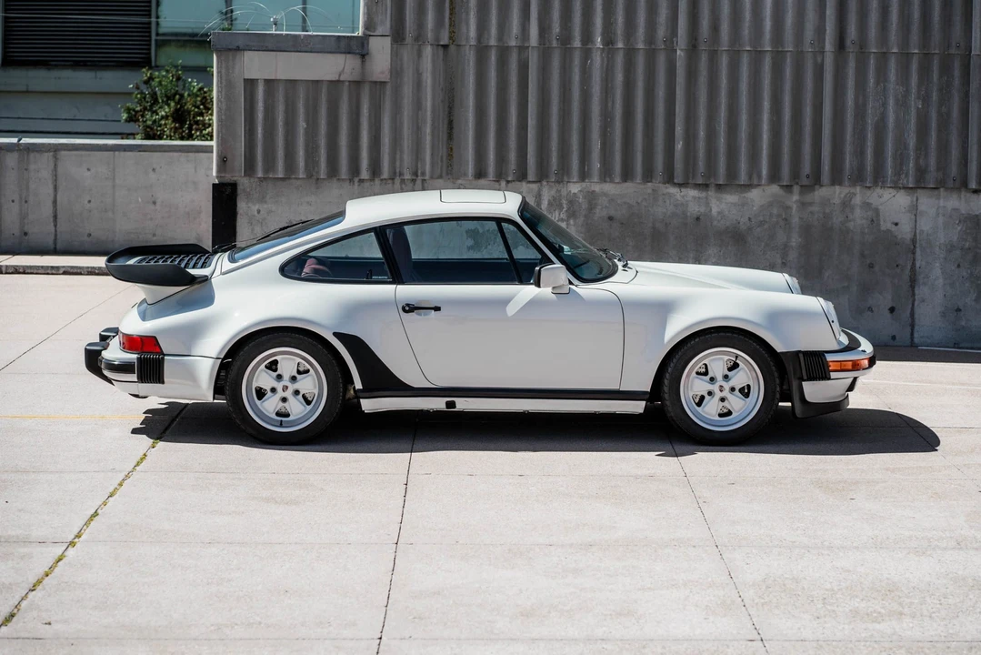1989 Porsche 930 Turbo - Image 10 of 31
