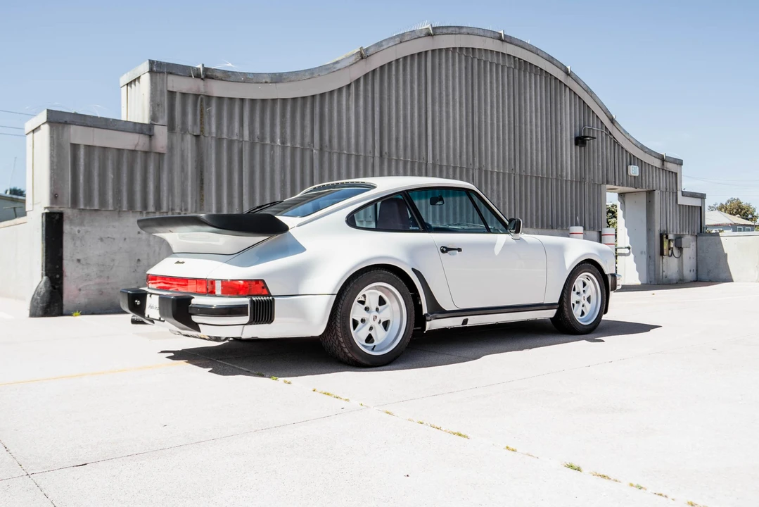 1989 Porsche 930 Turbo - Image 8 of 31