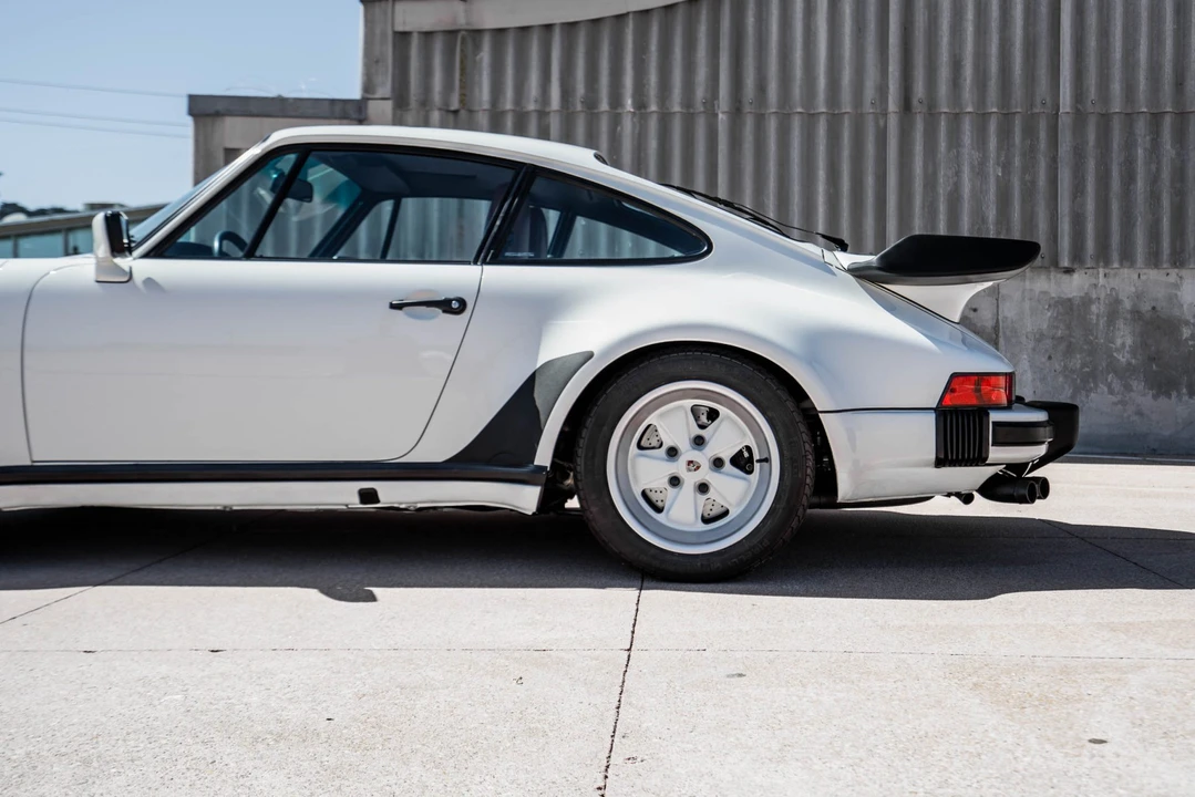 1989 Porsche 930 Turbo - Image 12 of 31
