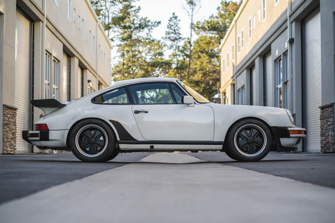 1989 Porsche 930 Turbo - Image 24 of 31