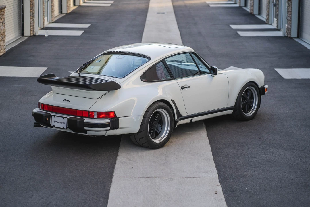 1989 Porsche 930 Turbo - Image 27 of 31