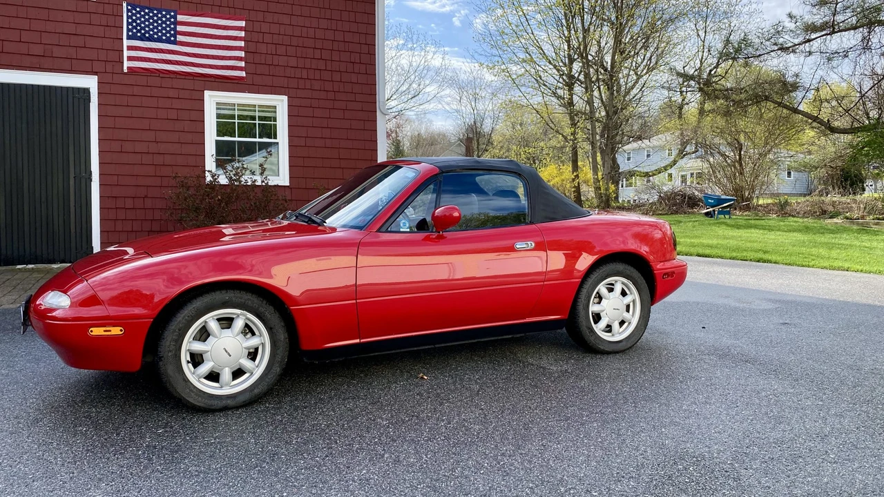 1990 Mazda NA MX-5 Miata - Image 19 of 31